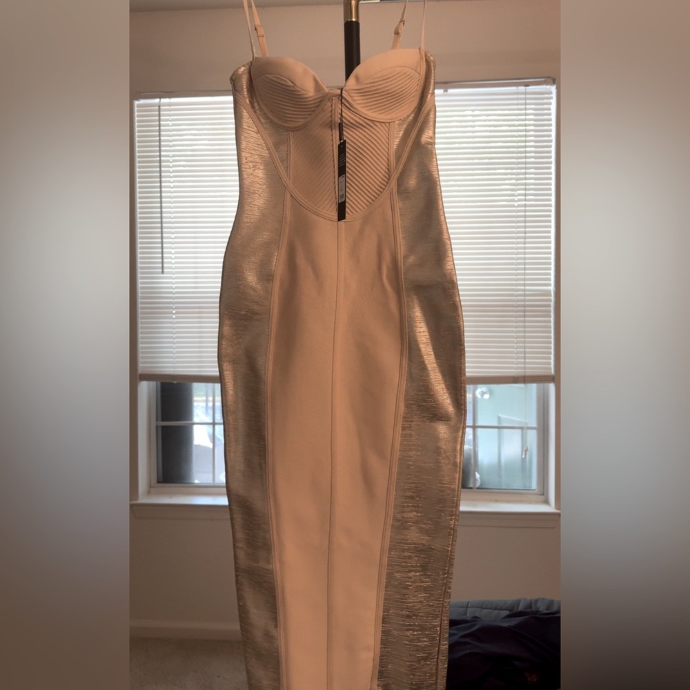 Fashion-Nova Bodycon dress NWT